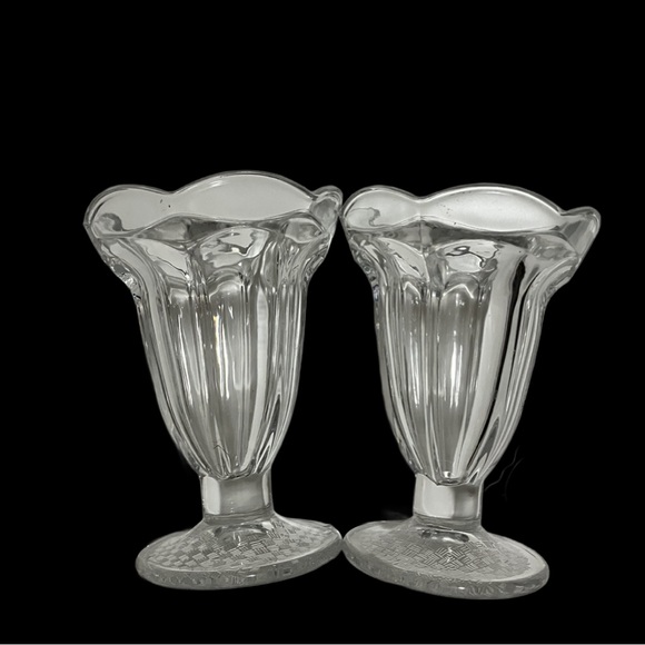 Antique LIRMARTHUR Sundae Footed Clear Fountain Pedastal Dessert Glass - Picture 5 of 7